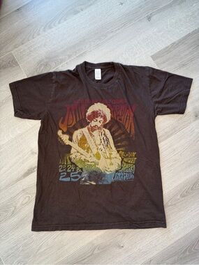 Jimi Hendrix 2007 Licensed Concert Tee Brown Graphic Band Shirt Mens M